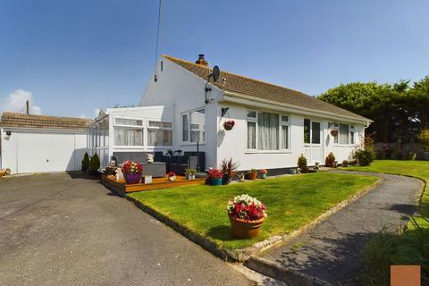 3 bedroom detached bungalow for sale, Highfield Road, Mount Hawke