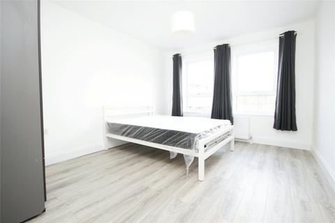 5 bedroom terraced house to rent, Brabazon Street, Poplar, London, E14