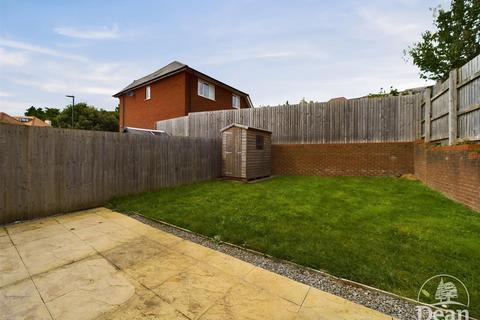 3 bedroom semi-detached house for sale, Archers Hall Place, Lydney GL15