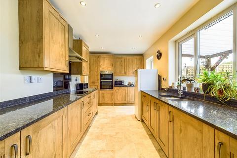 5 bedroom detached house for sale, Westdale Lane, Nottingham NG4