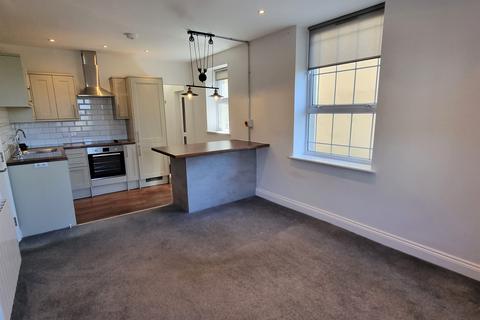 2 bedroom flat for sale, Fortuneswell, Portland