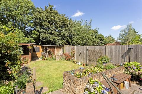 8 Swyncombe Avenue, London, W5 4DS