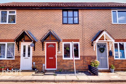 2 bedroom terraced house for sale, Harry Blunt Way, Scarning