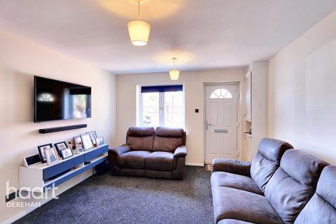 2 bedroom terraced house for sale, Harry Blunt Way, Scarning