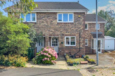 108 Greenfields, Heckmondwike, WF16 9HD