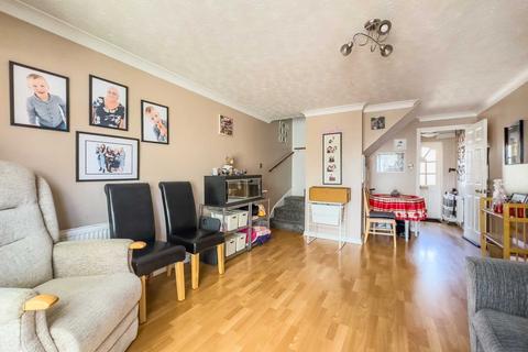 108 Greenfields, Heckmondwike, WF16 9HD