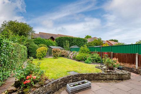 3 Moises Hall Road, Wombourne, Wolverhampton, WV5 0LF