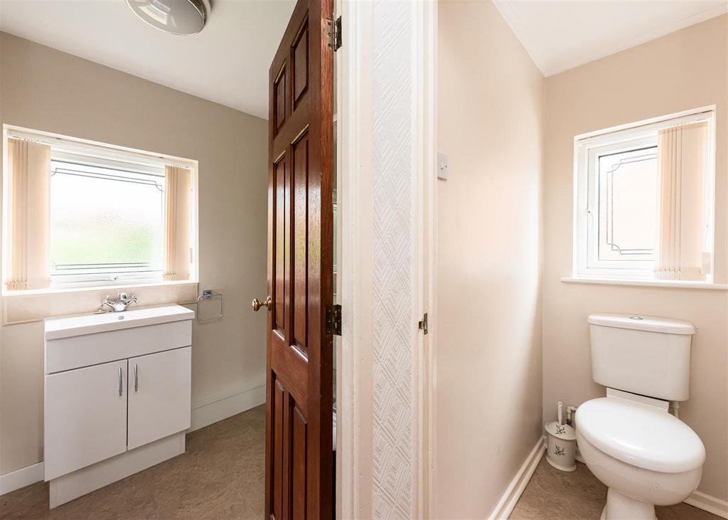 3 Moises Hall Road-Upstairs WC.jpg