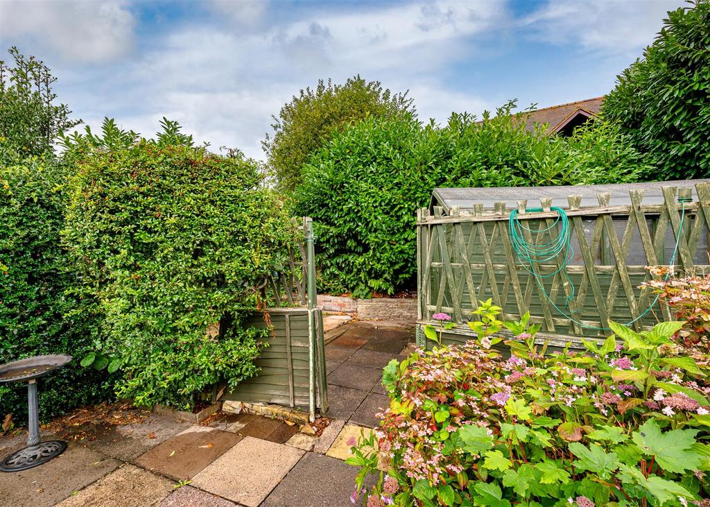 3 Moises Hall Road-Garden 4.jpg