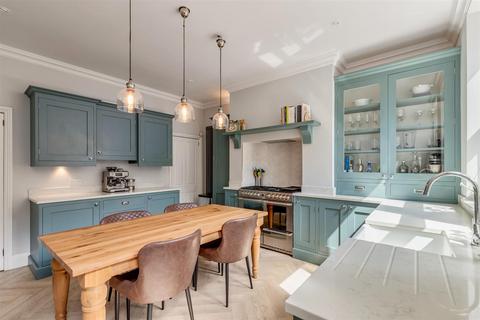 16 Chevin Terrace, Otley, LS21 3JH