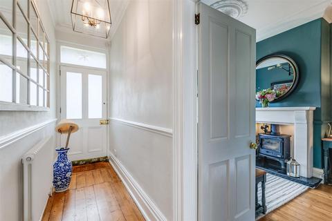 16 Chevin Terrace, Otley, LS21 3JH