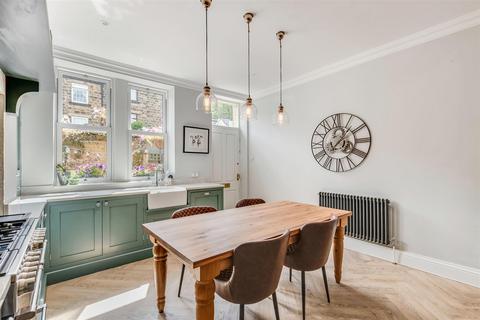 16 Chevin Terrace, Otley, LS21 3JH