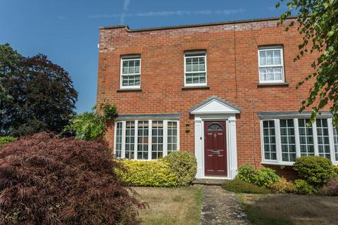 2 bedroom mews for sale, PRESTIGIOUS RIDGEMOUNT ROAD, SUNNINGDALE, BERKSHIRE, SL5 9SF