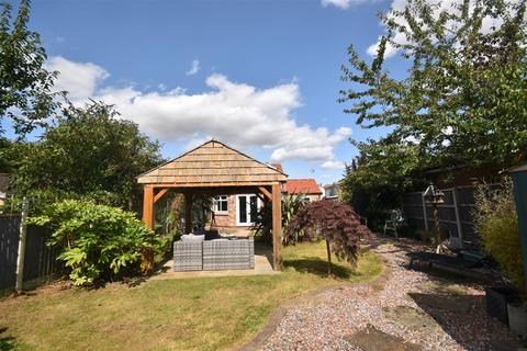 2 bedroom detached bungalow for sale, West End, Pollington, Goole