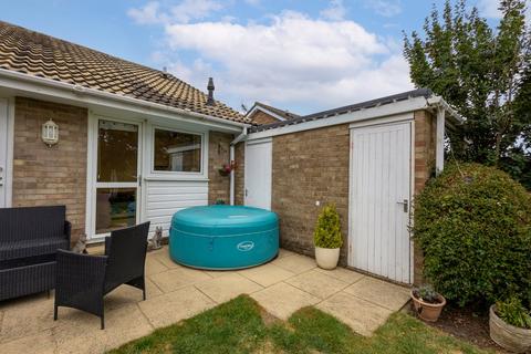 37 Buttermere Close, Folkestone, CT19 5JH