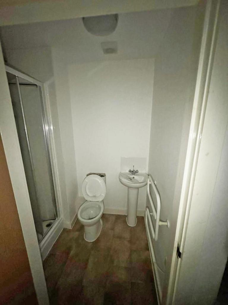 E6 ab481 e f80 d 42 f3 b301 0 a55 aee87 e92.jpg