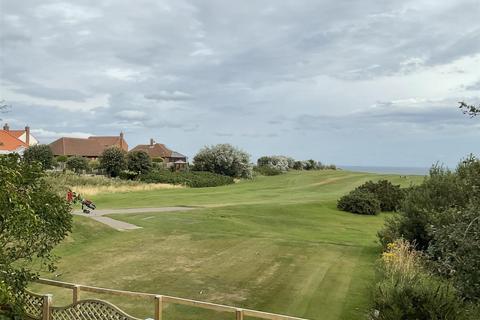 4 bedroom house for sale, Barleycroft, Scarborough, YO11