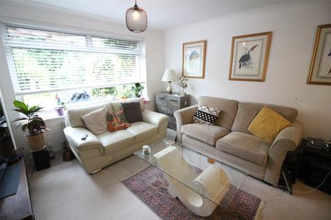 7 Stephen Close, Orpington, BR6 9TZ