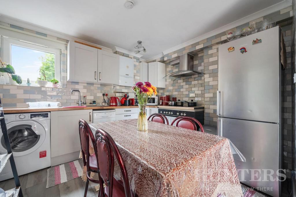 22 Russell Road N15 5 LS-2.jpg