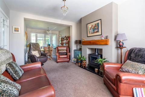 3 bedroom semi-detached house for sale, Dovecote Road, Forest Hall, NE12