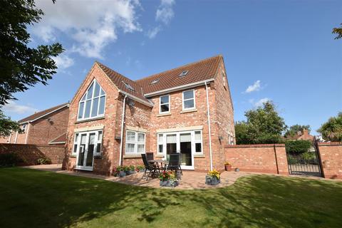 4 bedroom detached house for sale, Jonathans Garth, Tetney DN36