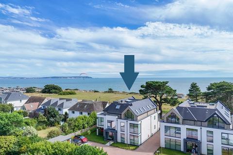 2 bedroom apartment for sale, Wharncliffe Road, Highcliffe, Christchurch, BH23