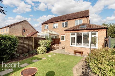 3 bedroom semi-detached house for sale, St Andrews Court, Timberland