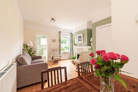 52 Craigleith Road, Edinburgh, EH4 2DR