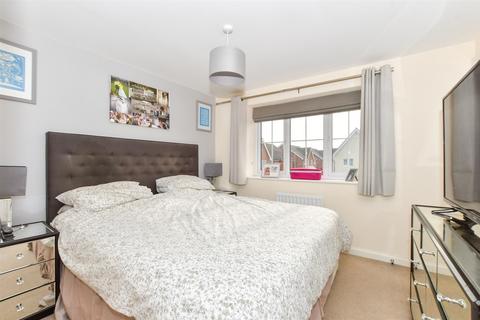 3 bedroom end of terrace house for sale, Gladys Avenue, Peacehaven, East Sussex