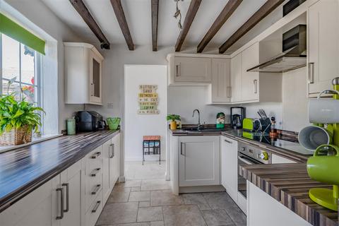 58 Hook Lane, Rose Green, Bognor Regis, PO21 3PD