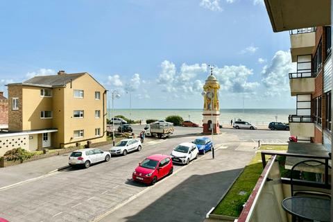 2 bedroom flat for sale, Park Avenue, Bexhill-on-Sea, TN39