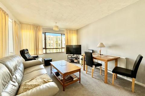 2 bedroom flat for sale, Park Avenue, Bexhill-on-Sea, TN39