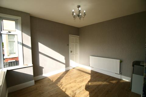 3 bedroom terraced house to rent, Merlyn Road, Thornton-Cleveleys, Lancashire, FY5