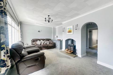 7 Grove Road, Stanford-le-hope, SS17 0ED