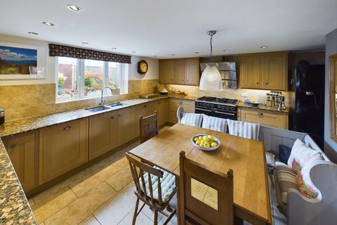 5 bedroom detached house for sale, The Street, Diss IP22