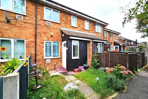 1 bedroom terraced house to rent, Shellfield Close, Staines-upon-Thames, Surrey, TW19