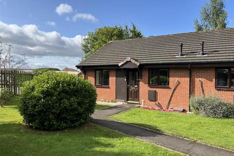 2 bedroom bungalow for sale, Oswestry Road, Ellesmere.