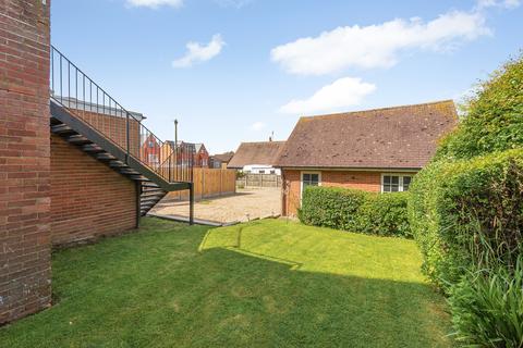76 Castle Road, Whitstable, CT5 2EB