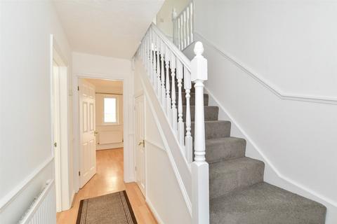 28 Barber Close, Maidenbower, Crawley, RH10 7LU