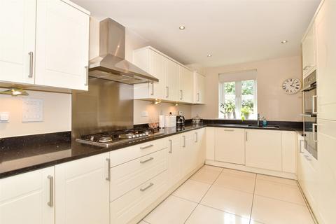 4 bedroom end of terrace house for sale, Harding Lane, Broadbridge Heath, Horsham, West Sussex