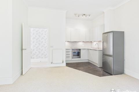 2 bedroom flat to rent, Glenfern, SOUTHAMPTON SO15