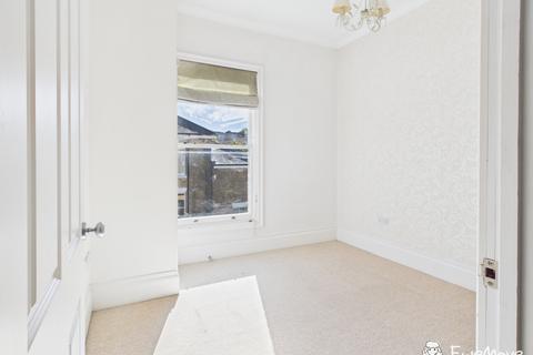 2 bedroom flat to rent, Glenfern, SOUTHAMPTON SO15