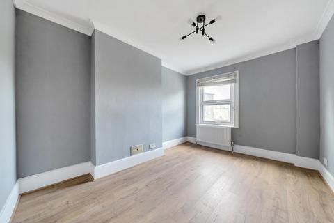 3 bedroom apartment to rent, Brownlow Road,  Finchley,  N3