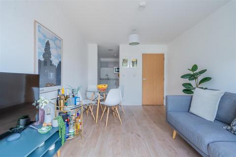 402 Armidale Place, Bristol, BS6 5BQ