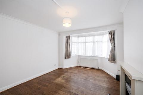 2 bedroom maisonette for sale, Onslow Gardens, South Woodford