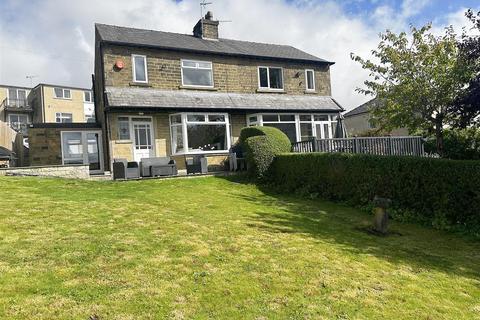 3 bedroom semi-detached house for sale, Sunnybank Crescent, Greetland