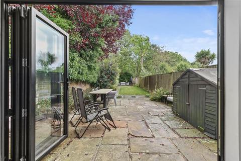 3 bedroom end of terrace house for sale, Summerheath Road, Hailsham