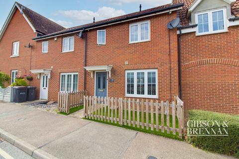 3 bedroom terraced house for sale, Priory Chase, Rayleigh, SS6