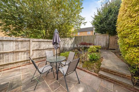 5 Ravens Dene, Chislehurst, BR7 5FL