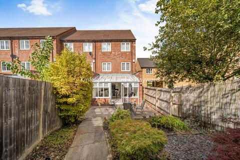 5 Ravens Dene, Chislehurst, BR7 5FL